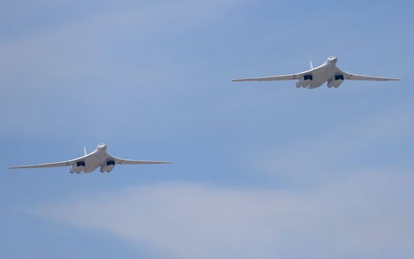 The Russian Air Force will receive no less than 50 new Tu-160 (Blackjack) heavy strategic bombers - Sputnik International