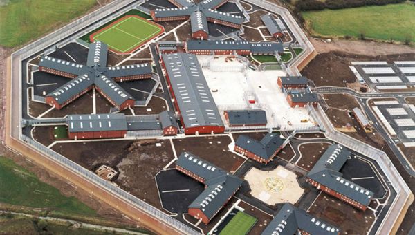 HM Prison and Therapeutic Community Dovegate - Sputnik International