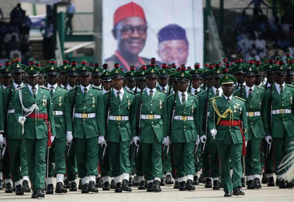 Nigeria Soldiers parade during the inauguration of the new Nigerian President, Muhammadu Buhari, in Abuja , Nigeria, Friday, May 29, 2015 Nigeria Soldiers parade during the inauguration of the new Nigerian President, Muhammadu Buhari, in Abuja , Nigeria, Friday, May 29, 2015 - Sputnik International