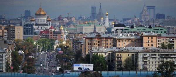 View of the Metro Bridge from Vorobyovy Gory (Sparrow Hills) in Moscow - Sputnik International