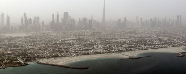 Buildings along the Sheikh Zayed road which roughly runs parallel to the United Arab Emirate's coastline along the Persian Gulf - Sputnik International