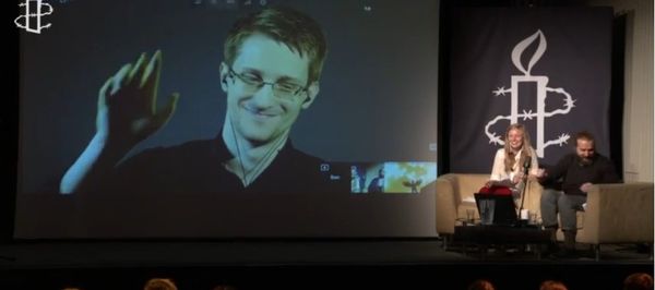 Citizenfour Q&A with Edward Snowden Citizenfour Q&A with Edward Snowden - Sputnik International