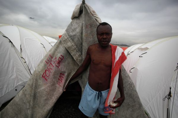 The American Red Cross claims to have provided homes to 130,000 Haitians crumble under scrutiny, as that number includes people trained in proper construction techniques, those in temporary shelters, or people who received rental assistance, according to a Propublica/NPR report. The American Red Cross claims to have provided homes to 130,000 Haitians crumble under scrutiny, as that number includes people trained in proper construction techniques, those in temporary shelters, or people who received rental assistance, according to a Propublica/NPR report. - Sputnik International