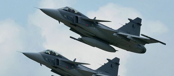 Two Supersonic JAS-39 Gripen jet fighters of Czech Air Forces - Sputnik International