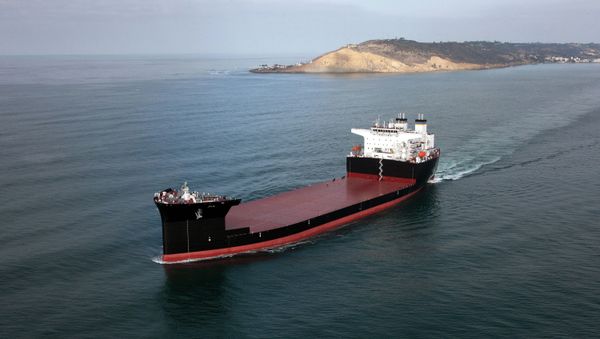Test run of the USNS John Glenn, the US Navy's Mobile Landing Platform. - Sputnik International