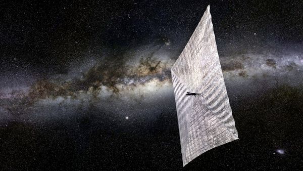 Artist's concept of LightSail 2 above Earth. - Sputnik International