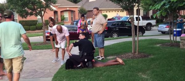 Police Officer Suspended After Pulling Gun on Unarmed Black Teens Police Officer Suspended After Pulling Gun on Unarmed Black Teens - Sputnik International