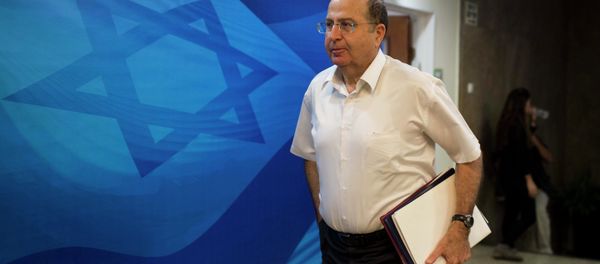 Israeli Defense Minister Moshe Ya'alon arrives for the weekly cabinet meeting at Prime Minister's Jerusalem office on October 26, 2014 - Sputnik International