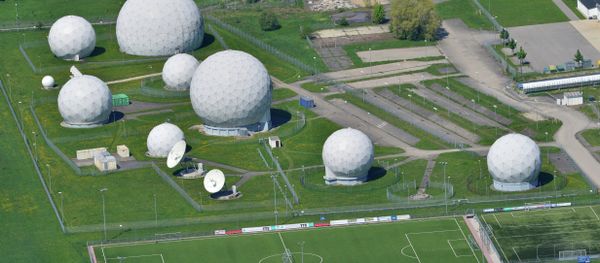 Aerial view taken on May 8, 2015 shows radar domes on the grounds of the German intelligence service BND's post in Bad Aibling, southern Germany Aerial view taken on May 8, 2015 shows radar domes on the grounds of the German intelligence service BND's post in Bad Aibling, southern Germany - Sputnik International
