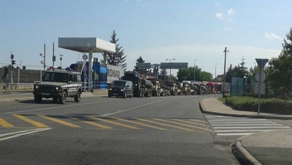 Mysterious military vehicles on the Hungarian-Ukrainian border. Mysterious military vehicles on the Hungarian-Ukrainian border. - Sputnik International