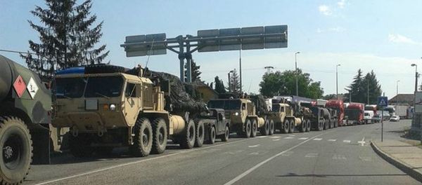 Military vehicles on the Hungarian-Ukrainian border - Sputnik International
