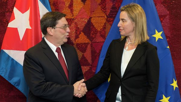 High Representative of the Union for Foreign Affairs and Security Policy and Vice-President of the Commission Federica Mogherini (R) welcomes Cuban Foreign Minister Bruno Rodríguez Parilla on April 22, 2015 before their bilateral meeting at EU headquarters in Brussels High Representative of the Union for Foreign Affairs and Security Policy and Vice-President of the Commission Federica Mogherini (R) welcomes Cuban Foreign Minister Bruno Rodríguez Parilla on April 22, 2015 before their bilateral meeting at EU headquarters in Brussels - Sputnik International
