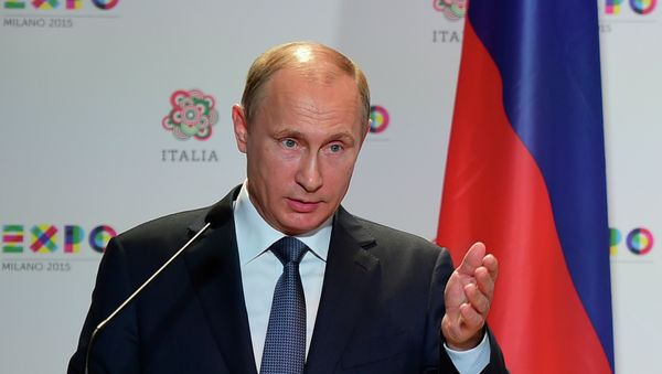 Russian President Vladimir Putin speaks during a joint press conference with Italian Prime Matteo Renzi following their meeting and a visit at the Expo Milano 2015, the universal exhibition, on June 10, 2015 in Milan Russian President Vladimir Putin speaks during a joint press conference with Italian Prime Matteo Renzi following their meeting and a visit at the Expo Milano 2015, the universal exhibition, on June 10, 2015 in Milan - Sputnik International
