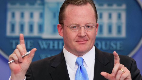 Former White House Press Secretary Robert Gibbs - Sputnik International