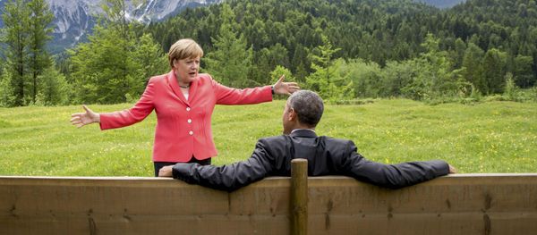 German Chancellor Angela Merkel speaks with U.S. President Barack Obama - Sputnik International