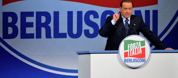 Former Italian Prime Minister and president of the Italian center-right Forza Italia (FI) party, Silvio Berlusconi gives a speech on May 22, 2014 in Rome Former Italian Prime Minister and president of the Italian center-right Forza Italia (FI) party, Silvio Berlusconi gives a speech on May 22, 2014 in Rome - Sputnik International