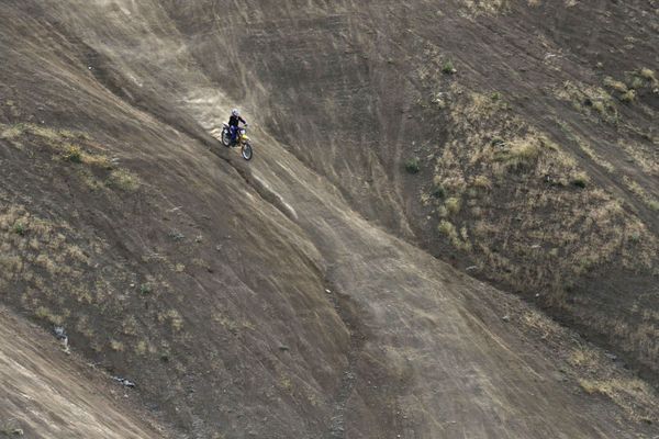 Born to Whizz: Female Iranian Biker Fulfills Her Dreams - Sputnik International