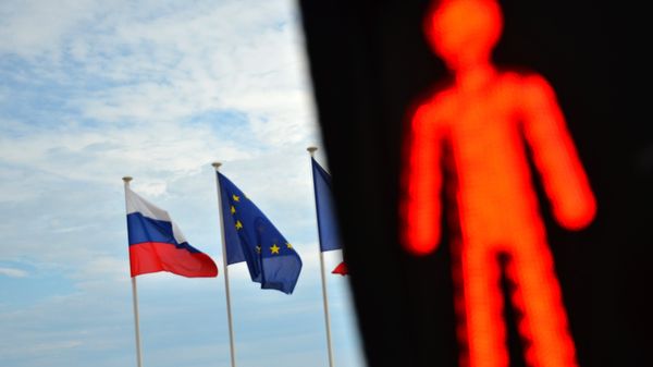 Flags of Russia, EU, France - Sputnik International