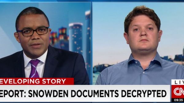 A report in the Sunday Times, alleging British operatives were put at risk from information obtained from Edward Snowden's cache of leaked documents, is being torn to pieces as the worst kind of journalism in the service of government fear-mongering - Sputnik International