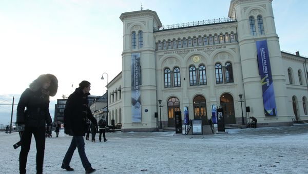 People walk past the Nobel Peace center in Oslo, Norway, Sunday Dec. 9, 2012 People walk past the Nobel Peace center in Oslo, Norway, Sunday Dec. 9, 2012 - Sputnik International