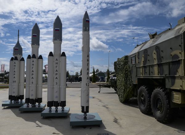 Russian Military Hardware on Display at Army 2015 Expo - Sputnik International