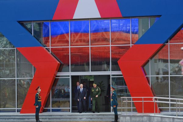 Russian Military Hardware on Display at Army 2015 Expo - Sputnik International
