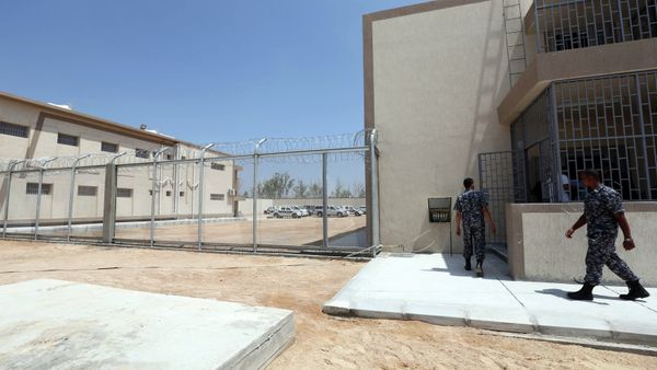 Security walk in the newly inaugurated Reform and Rehabilitation center of Al-Gauia on August 13, 2013 in Libya's coastal city of Misrata Security walk in the newly inaugurated Reform and Rehabilitation center of Al-Gauia on August 13, 2013 in Libya's coastal city of Misrata - Sputnik International