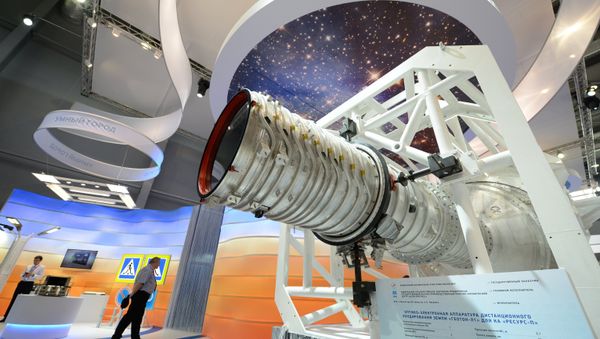 Geoton L1 optical electronic equipment for remote probing of the Earth by the Resurs-P space probe Geoton L1 optical electronic equipment for remote probing of the Earth by the Resurs-P space probe - Sputnik International