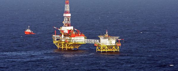 Fixed offshore ice-resistant platform of LUKoil - Sputnik International