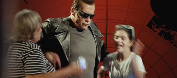 Arnold Pranks Fans as the Terminator...for Charity - Sputnik International