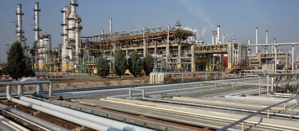General view of part of the Tehran's oil refinery south of the capital Tehran, Iran General view of part of the Tehran's oil refinery south of the capital Tehran, Iran - Sputnik International