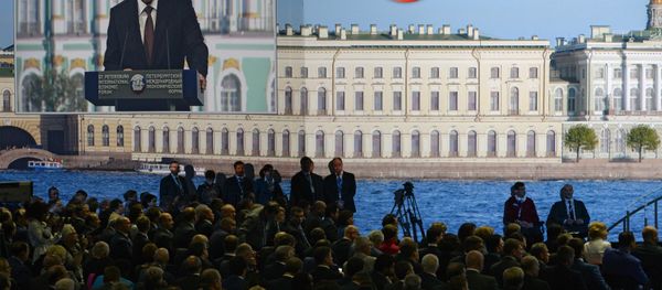 Vladimir Putin attends St. Petersburg International Economic Forum Vladimir Putin attends St. Petersburg International Economic Forum - Sputnik International