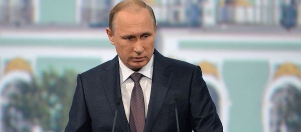 Vladimir Putin attends St. Petersburg International Economic Forum - Sputnik International