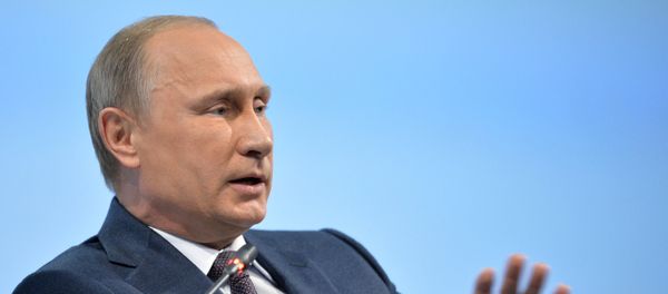 June 19, 2015. Russian President Vladimir Putin at a panel discussion during the plenary meeting of the 19th St. Petersburg International Economic Forum 2015. June 19, 2015. Russian President Vladimir Putin at a panel discussion during the plenary meeting of the 19th St. Petersburg International Economic Forum 2015. - Sputnik International