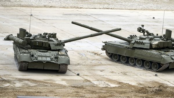 T-72B3 tanks during a show at the ARMY 2015 International Military-Technical Forum - Sputnik International