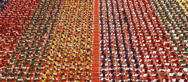 Students practice yoga in the lawns of their school ahead of International Day of Yoga, in Chennai, India, June 19, 2015 Students practice yoga in the lawns of their school ahead of International Day of Yoga, in Chennai, India, June 19, 2015 - Sputnik International