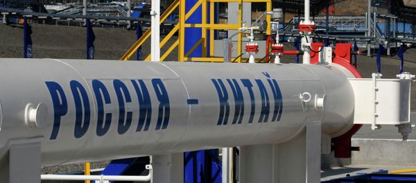 Oil pipe section from Russia to Chinese border launched Oil pipe section from Russia to Chinese border launched - Sputnik International