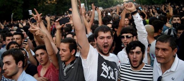 Protest in Yerevan Protest in Yerevan - Sputnik International