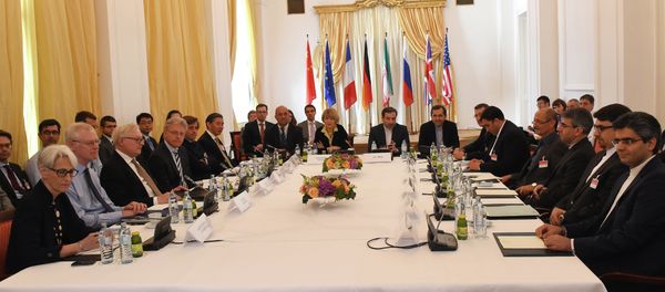 Representatives of EU, US, Britain, France, Russia, Germany, China and Iran meet for another round of the P5+1 powers and Iran talks in Vienna, Austria on June 12, 2015 - Sputnik International