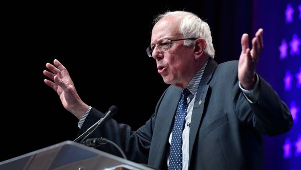 Democratic presidential candidate, Sen. Bernie Sanders, I-Vt. speaks at the National Association of Latino Elected and Appointed Officials, Friday, June 19, 2015, in Las Vegas - Sputnik International