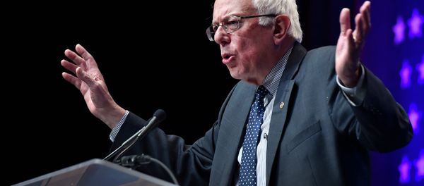 Democratic presidential candidate, Sen. Bernie Sanders, I-Vt. speaks at the National Association of Latino Elected and Appointed Officials, Friday, June 19, 2015, in Las Vegas - Sputnik International