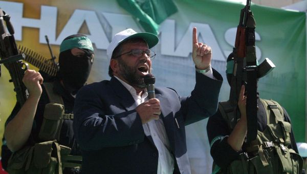 Hassan Yusef, considered one of the main Hamas leaders in the West Bank, speaks at a rally in Ramallah.file photo Hassan Yusef, considered one of the main Hamas leaders in the West Bank, speaks at a rally in Ramallah.file photo - Sputnik International