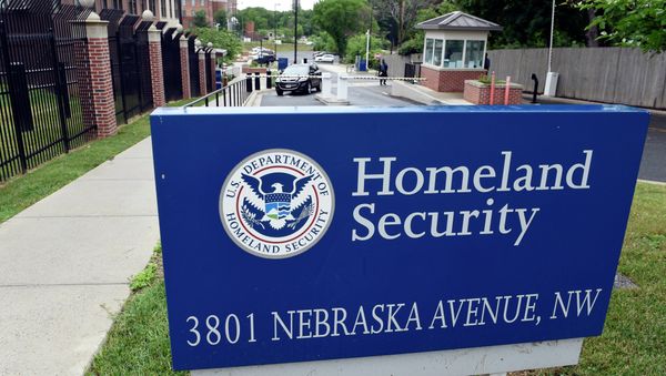 A view of the Homeland Security Department headquarters in northwest Washington, Friday, June 5, 2015 - Sputnik International