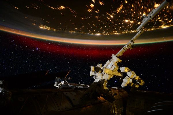 Aurora: a Sun-Kissed Earth Spectacle - Sputnik International
