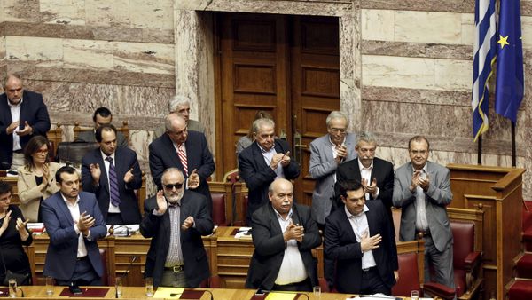 Greek Prime Minister Alexis Tsipras (bottom R) acknowledges applause during a parliamentary session in Athens, Greece June 28, 2015 Greek Prime Minister Alexis Tsipras (bottom R) acknowledges applause during a parliamentary session in Athens, Greece June 28, 2015 - Sputnik International