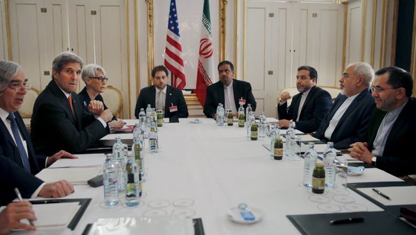 U.S. Secretary of Energy Ernest Moniz, U.S. Secretary of State John Kerry and U.S. Under Secretary for Political Affairs Wendy Sherman (L-3rd L) meet with Iranian Foreign Minister Mohammad Javad Zarif (2nd R) at a hotel in Vienna, Austria U.S. Secretary of Energy Ernest Moniz, U.S. Secretary of State John Kerry and U.S. Under Secretary for Political Affairs Wendy Sherman (L-3rd L) meet with Iranian Foreign Minister Mohammad Javad Zarif (2nd R) at a hotel in Vienna, Austria - Sputnik International