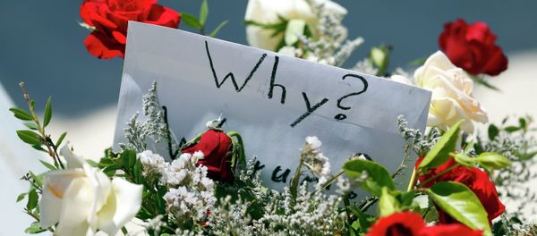 Flowers at the scene of the shooting in Sousse, Tunisia, Saturday, June 27, 2015. - Sputnik International