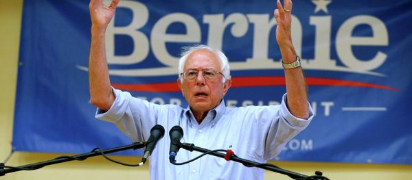Democratic presidential candidate, Sen. Bernie Sanders, I-Vt., speaks during a town hall meeting at Nashua Community College in Nashua, N.H., Saturday, June 27, 2015 Democratic presidential candidate, Sen. Bernie Sanders, I-Vt., speaks during a town hall meeting at Nashua Community College in Nashua, N.H., Saturday, June 27, 2015 - Sputnik International
