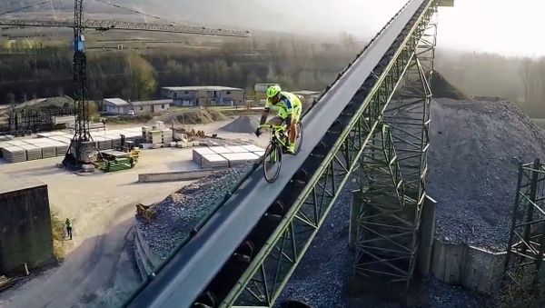 Road Bike Freestyle - Sputnik International