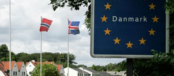A car crosses the German-Danish border at Krusaa, Denmark (Foto vom 24.06.11) - Sputnik International
